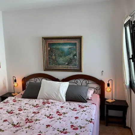 Im Herzen Von Puerto Del Carmen By Interhome Тиас