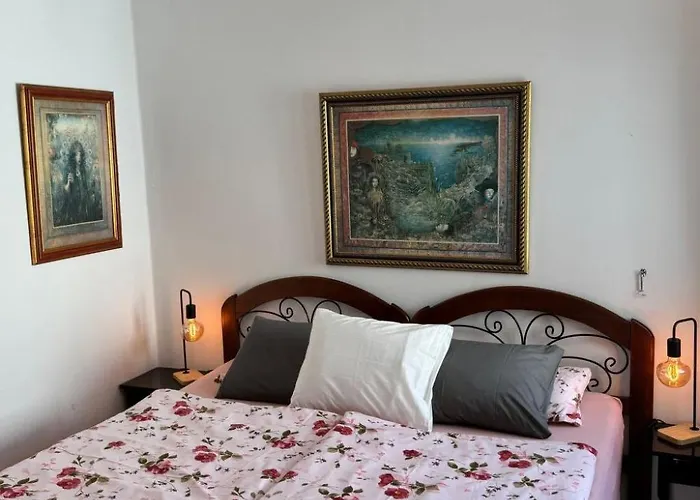 Im Herzen Von By Interhome *